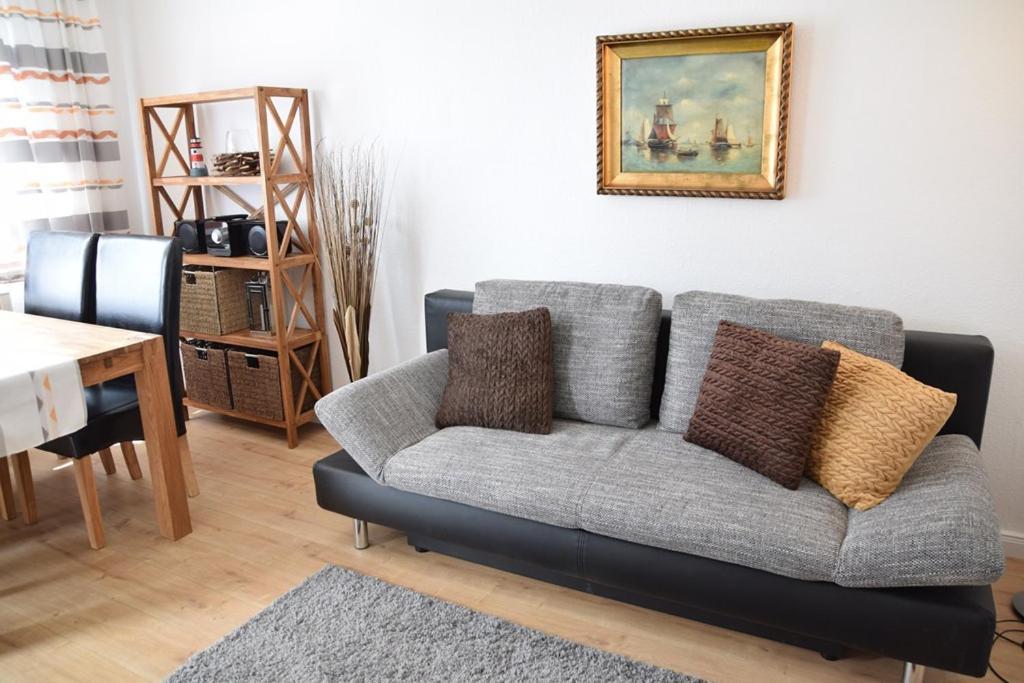 2 Zimmerwohnung Mit Balkon Liegt In Der 1 Etage Und Ist Ideal Für 2 Bis 3 Personen Westerland